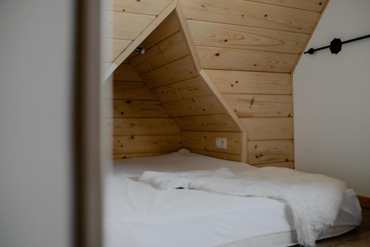 Biolo I Corno Izba Mountain Chalets コシチェリスコ エクステリア 写真