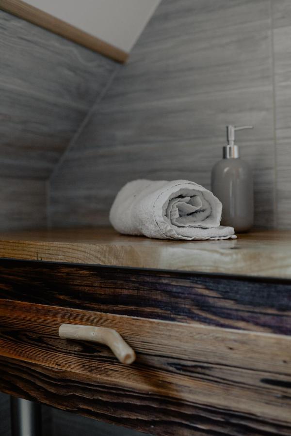 Biolo I Corno Izba Mountain Chalets コシチェリスコ エクステリア 写真